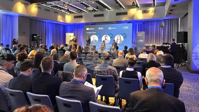 Актуалните предизвикателства и възможности пред електроиндустрията обсъдиха експерти на бизнес форума „Електроиндустрия 2026“