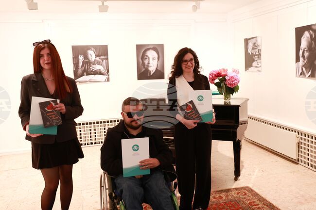 НДФ „13 века България“ - Националeн конкурс за къс разказ на името на Рашко Сугарев - награди