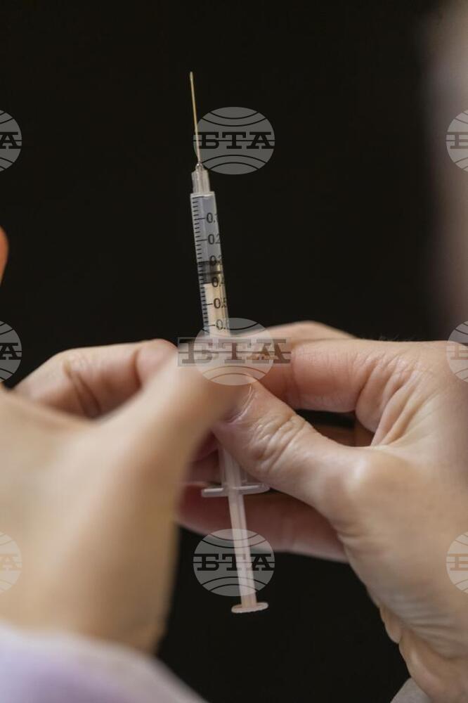 Ваксинираните учители вече са над 47 процента, а 8,18 процента са ваксинираните ученици от гимназиалния етап