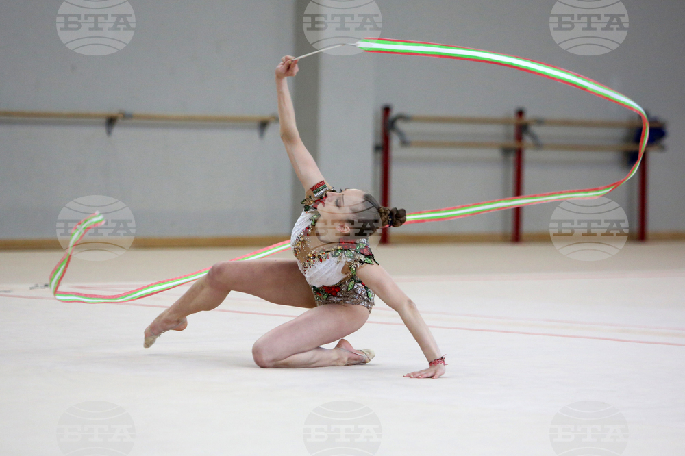 Художествена гимнастика - Боряна Калейн