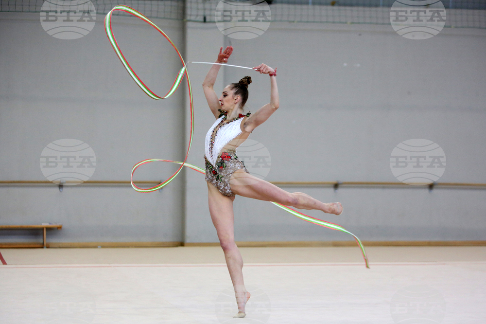 Художествена гимнастика - Боряна Калейн