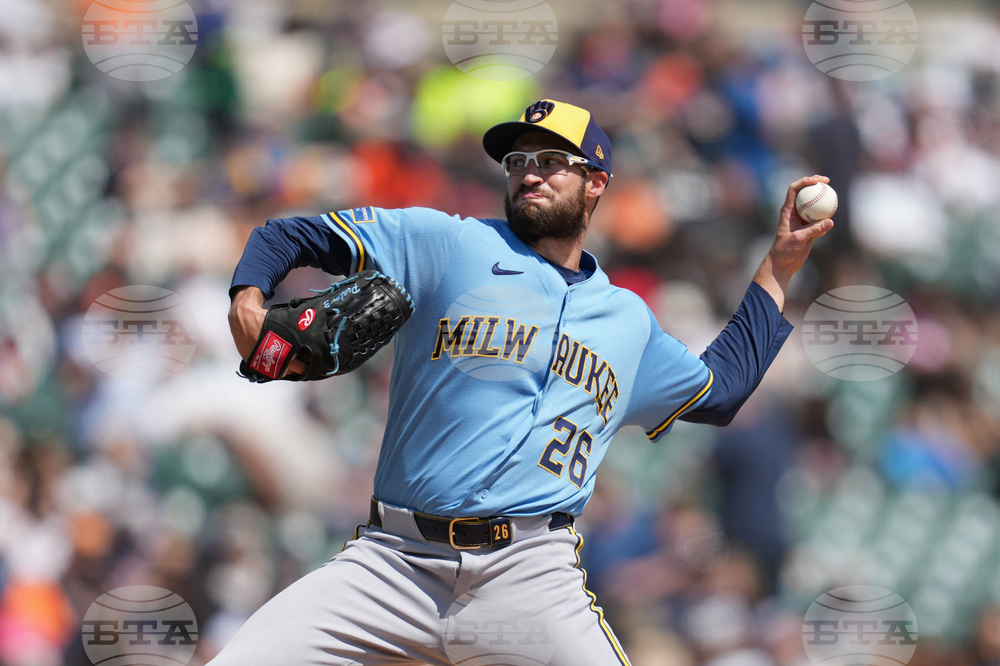 Brewers Tigers Baseball