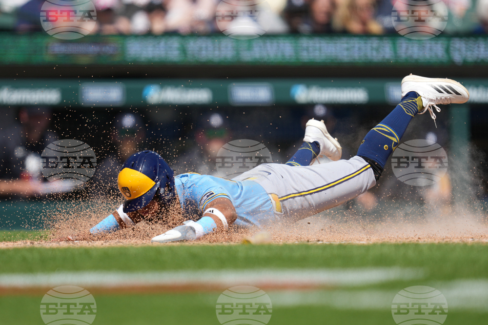 Brewers Tigers Baseball