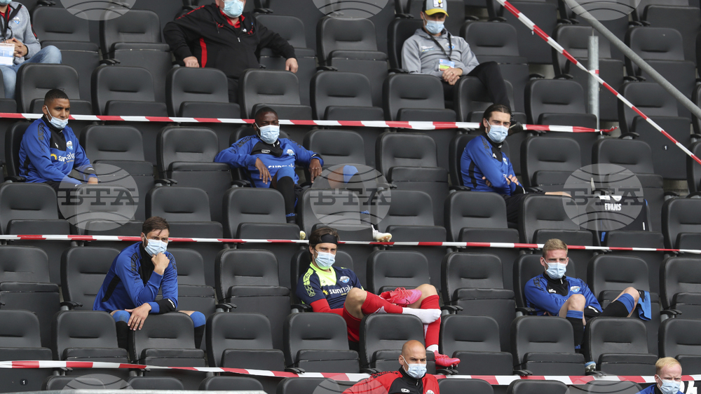 APTOPIX Virus Outbreak Germany Bundesliga Soccer