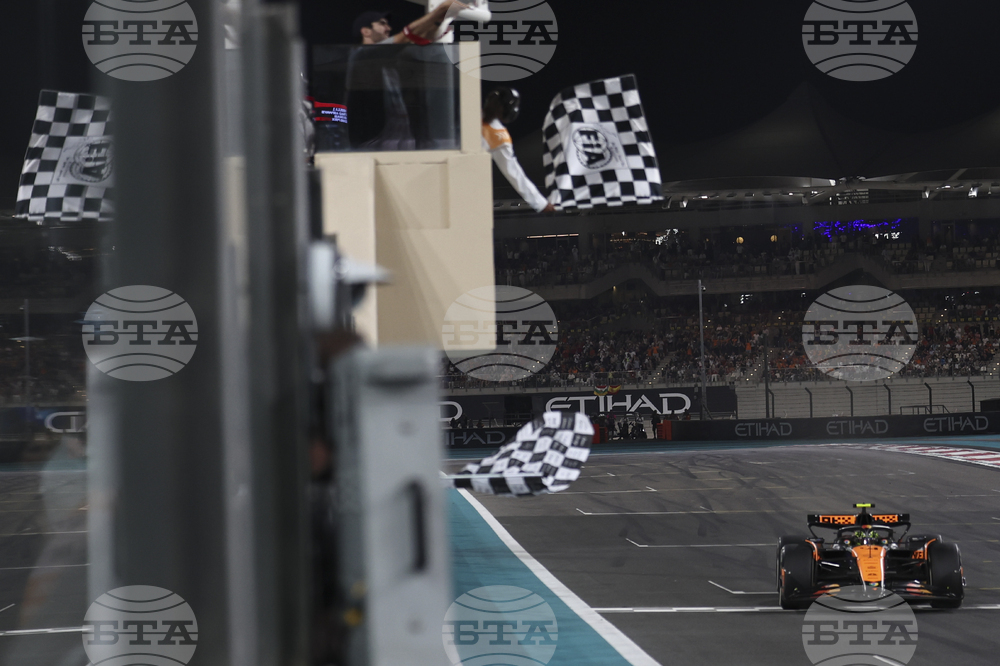Abu Dhabi F1 GP Auto Racing