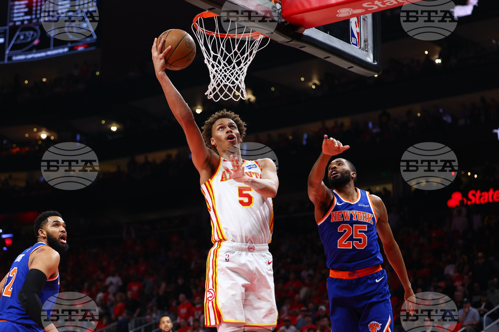 Knicks Hawks Basketball