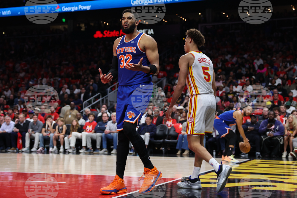 Knicks Hawks Basketball