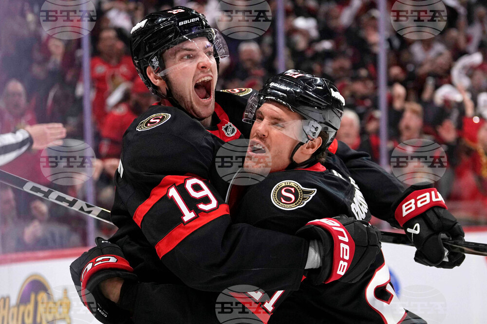 APTOPIX Hurricanes Senators Hockey