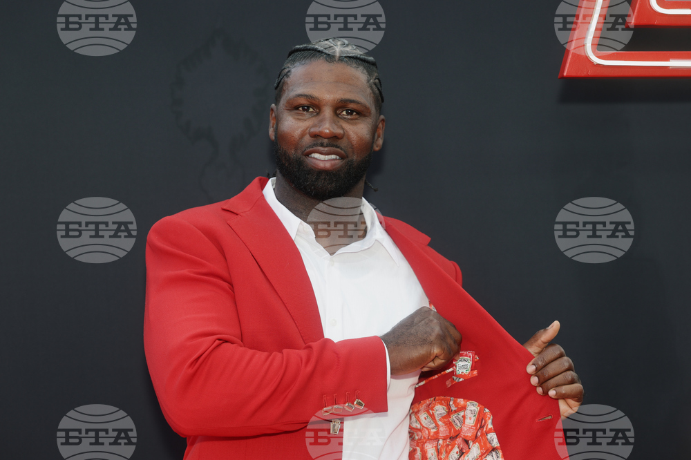 HEINZ Mr. 57 x Devin Hester