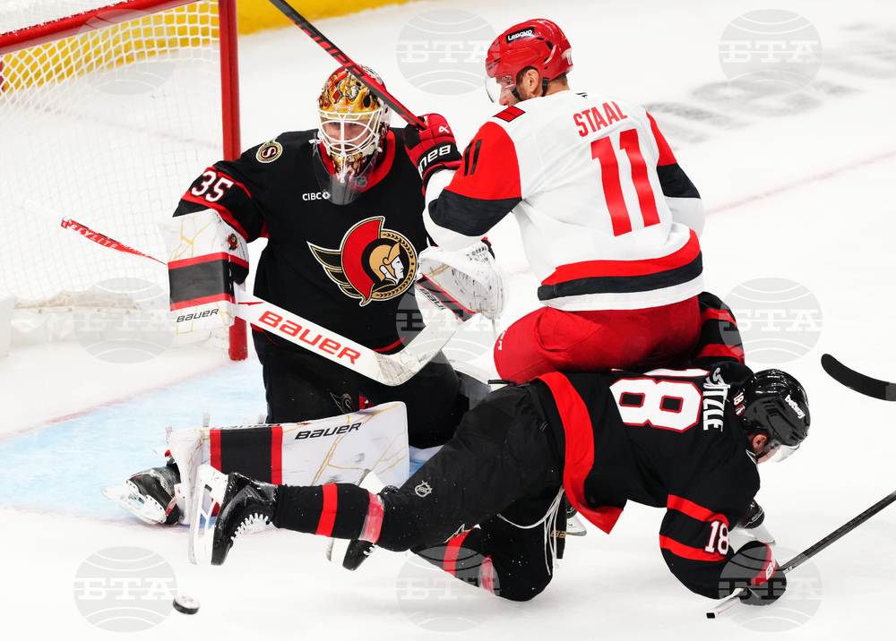 Hurricanes Senators Hockey