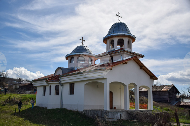Село Долно Драглище - църква - събиране на средства