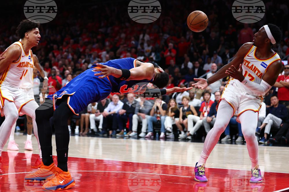 Knicks Hawks Basketball