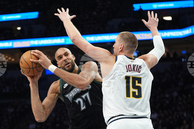 Минесота спечели първия си мач като домакин и поведе в серията срещу Денвър в първия кръг от плейофите на НБА