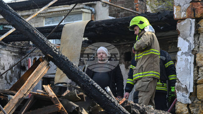 През нощта руснаците масирано аткуваха Одеска област с дронове; двама души са пострадали, съобщи областният управител