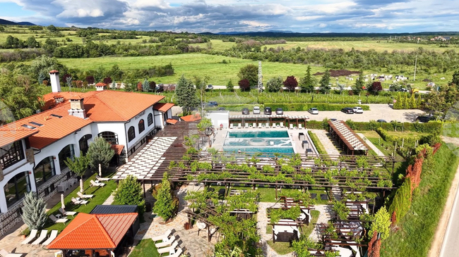 СПА „Тракийска резиденция“ в комплекс „Старосел“ развива собствени винени терапии 