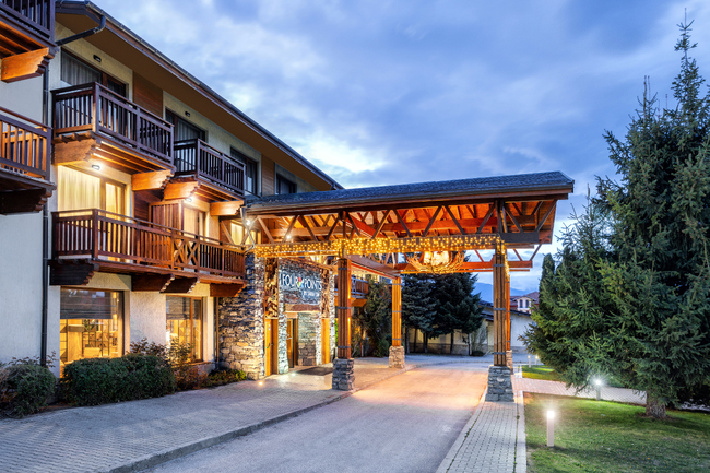 Хотел Four Points by Sheraton Bansko е изцяло реновиран и привлича вниманието на гости от цял свят