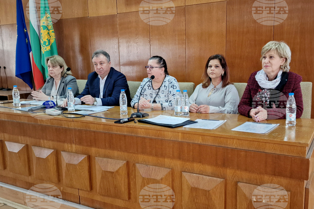 Шумен - проект „Мрежа с грижа от 0 до 3“ - регионална среща