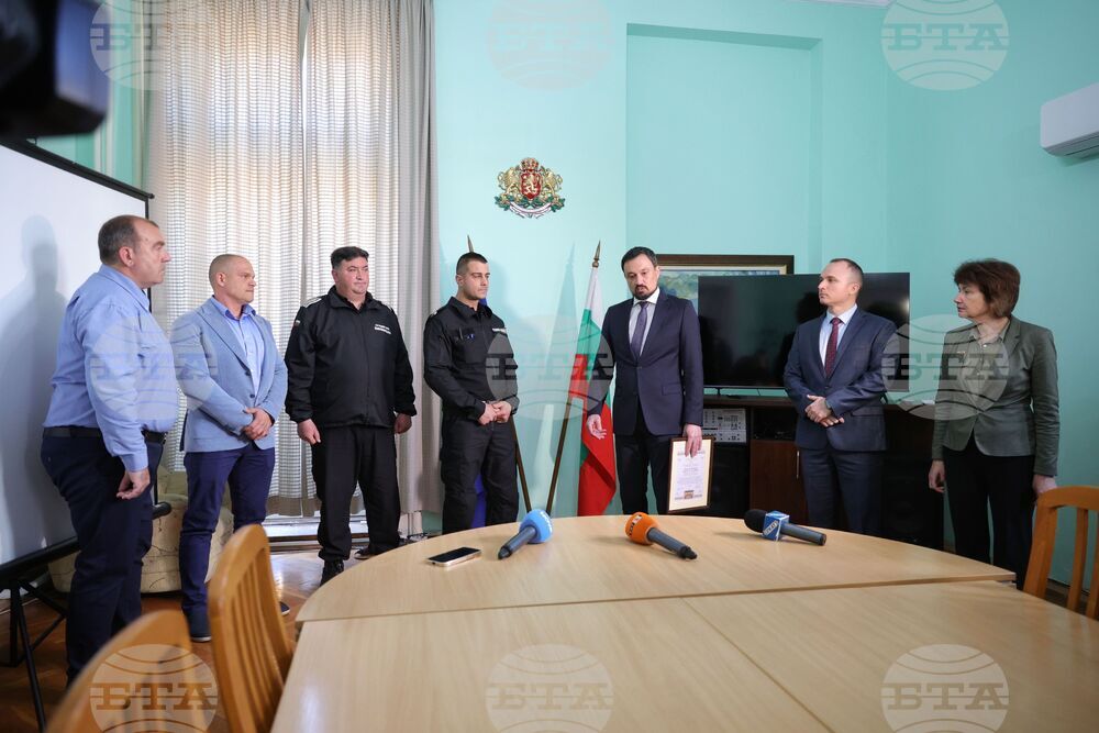 Бургас - Добромир Гюлев - Ивелин Арабаджиев - благодарствена грамота