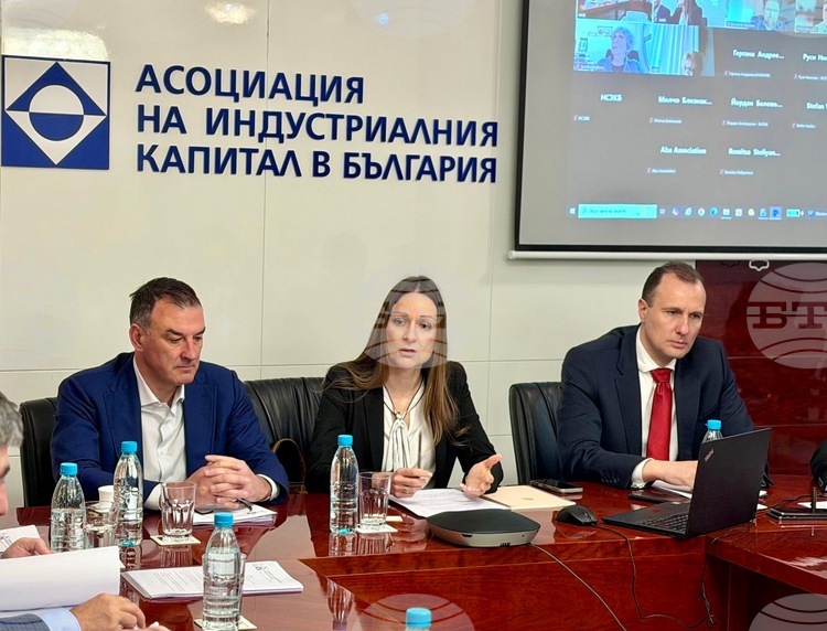 Dialogue Between Economy Ministry and Employers Is Key to Making Right Decisions, Minister Shtonova Says