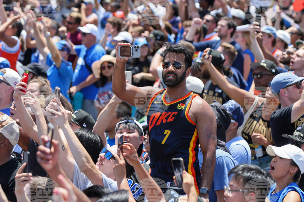 Thunder Oklahoma Standard Basketball