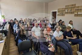 Свищов - Център за обществена подкрепа - семинар-грижа за децата