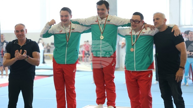 Емилиян Костадинов спечели златен медал на Държавното лично-отборно първенство по спортна гимнастика за спортисти със синдром на Даун