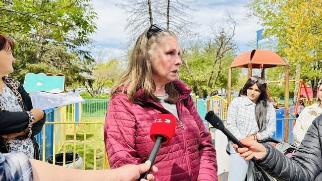 Кметът на община Русе Пенчо Милков спря процедурата по преместване на детската площадка в кв. „Здравец Изток“