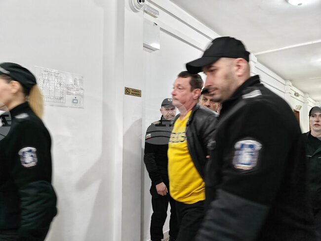 Окръжният съд в Бургас остави в ареста шофьора на автобуса, който падна в дере край Малко Търново и загинаха две жени