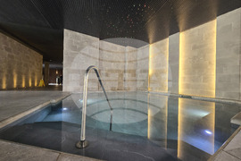 Село Баня - „Гранд Хотел Терме“