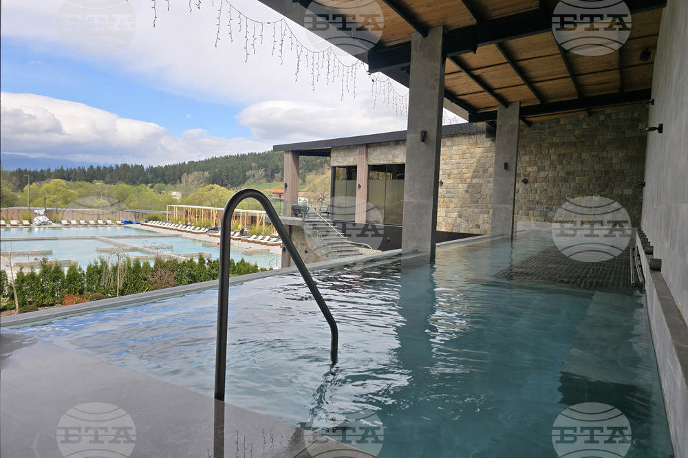 Село Баня - „Гранд Хотел Терме“