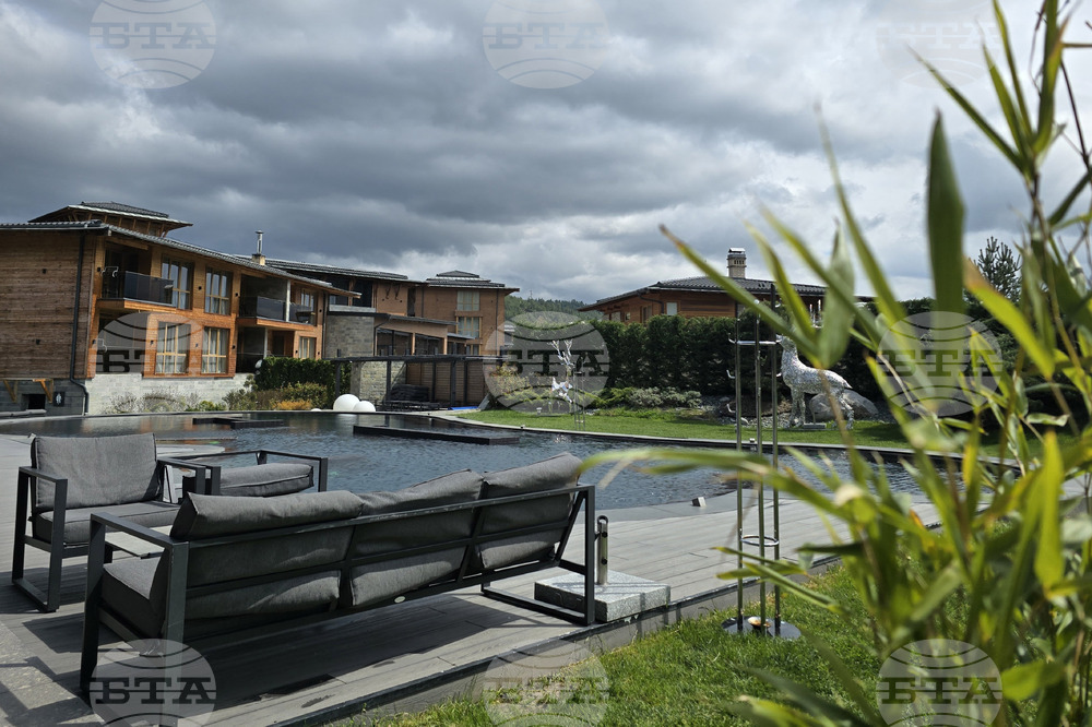 Село Баня - „Гранд Хотел Терме“