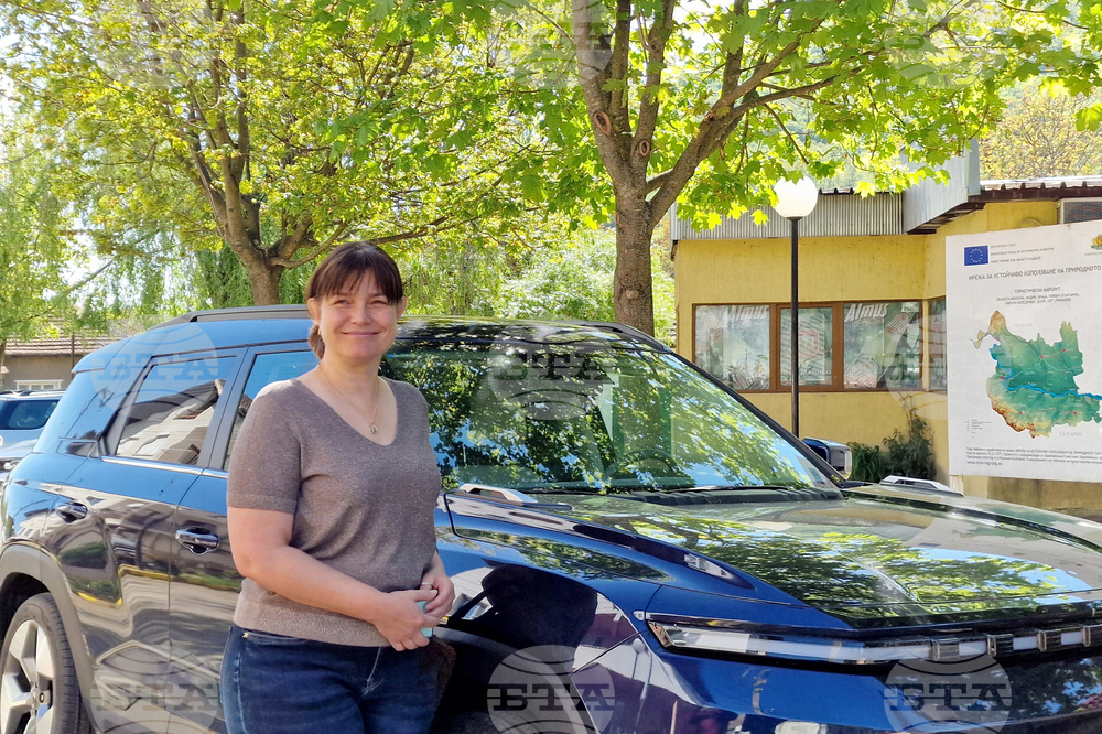 Село Гаврил Геново - автомобил - център за настаняване