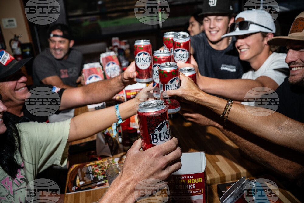 BApplebee's Takeover in Indio, Calif.