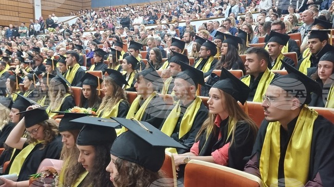 Дипломите на абсолвентите от випуска за 2026 г. в Университета по архитектура, строителство и геодезия ще бъдат връчени на 15 май