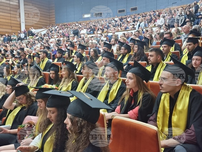 Дипломите на абсолвентите от випуска за 2026 г. в Университета по архитектура, строителство и геодезия ще бъдат връчени на 15 май