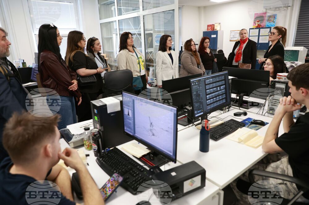 Българска телеграфна агенция - Атински национален университет - студенти - посещение