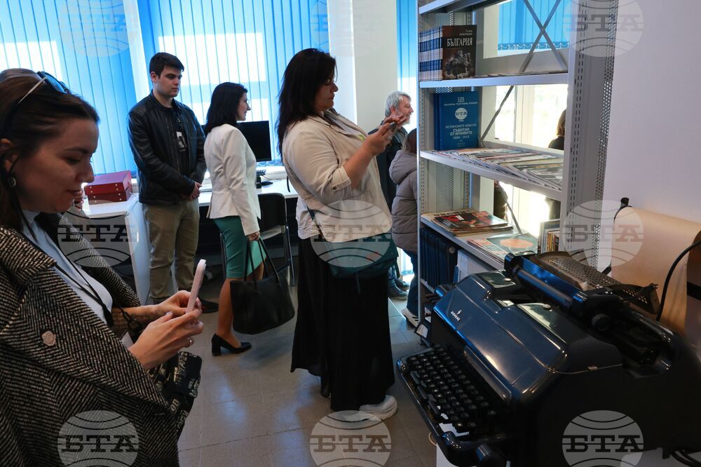 Българска телеграфна агенция - Атински национален университет - студенти - посещение