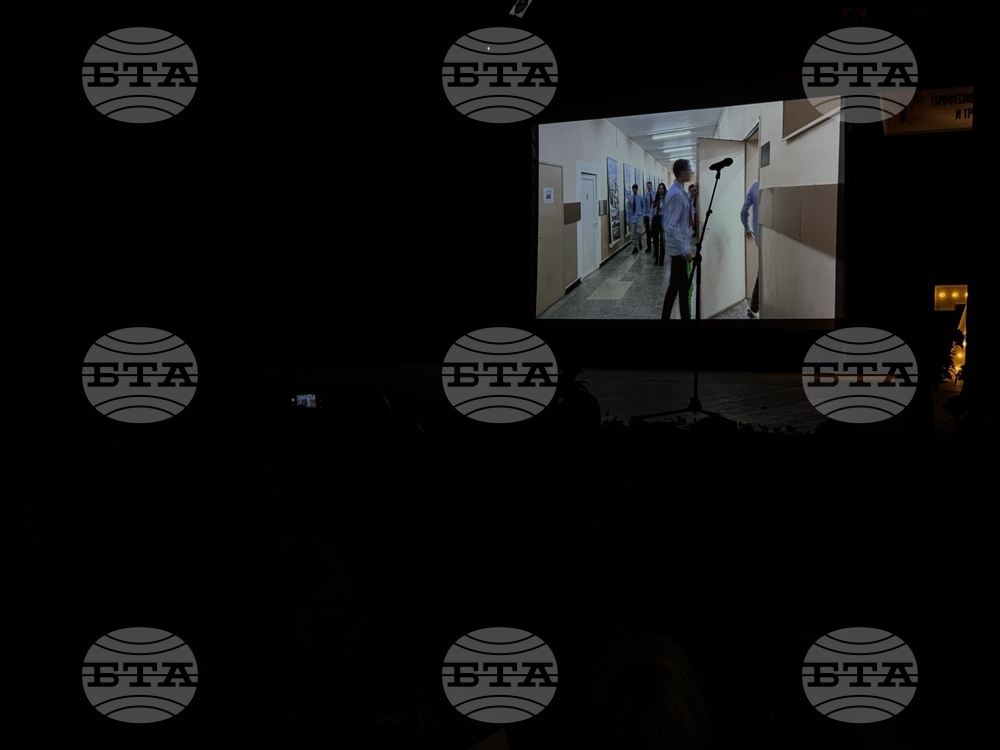 Казанлък - Професионална гимназия по транспорт и транспортен мениджмънт - годишнина