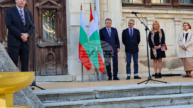 Националният конкурс за изпълнение на унгарска и българска литература бе официално открит в Шумен
