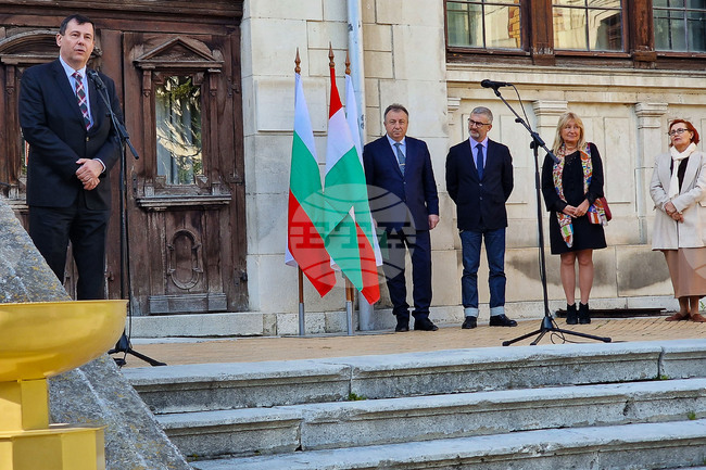 Националният конкурс за изпълнение на унгарска и българска литература бе официално открит в Шумен