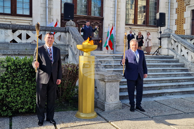 Шумен - Национален конкурс за изпълнение на унгарска и българска литература - откриване