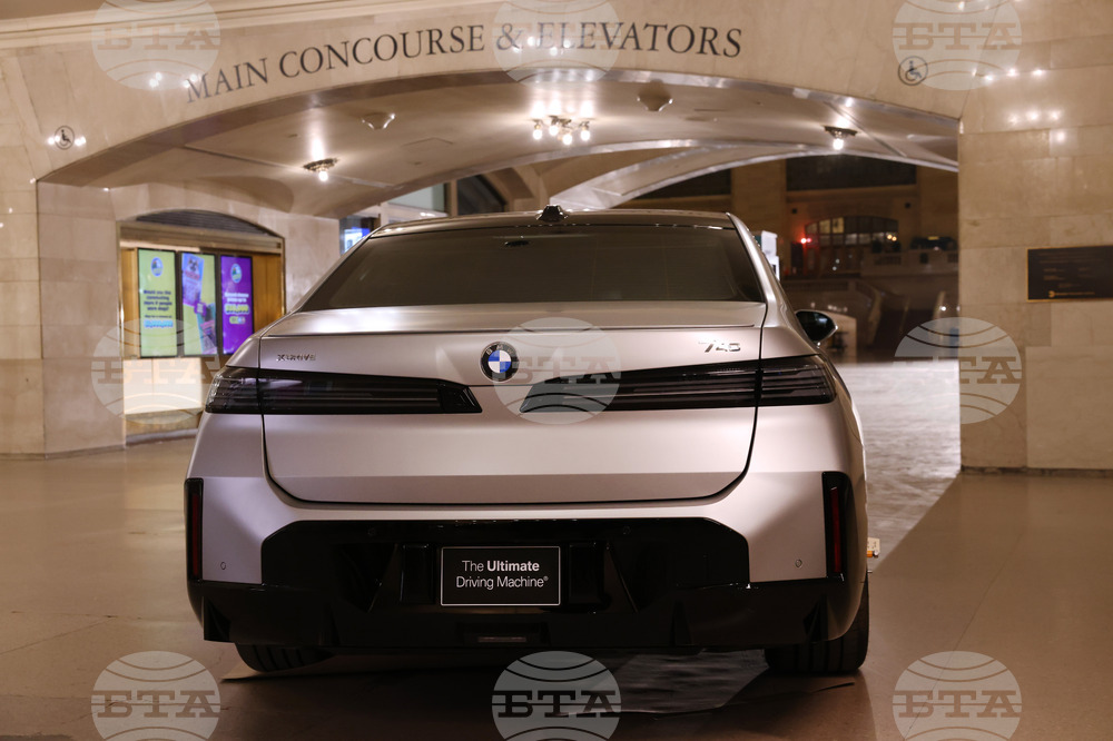 BMW 7 Series Grand Central Terminal Reveal