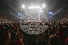 Ерос Рамацоти - концерт