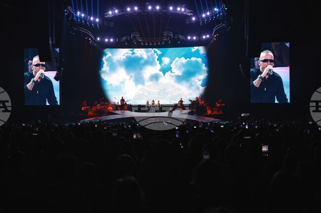 Ерос Рамацоти - концерт 