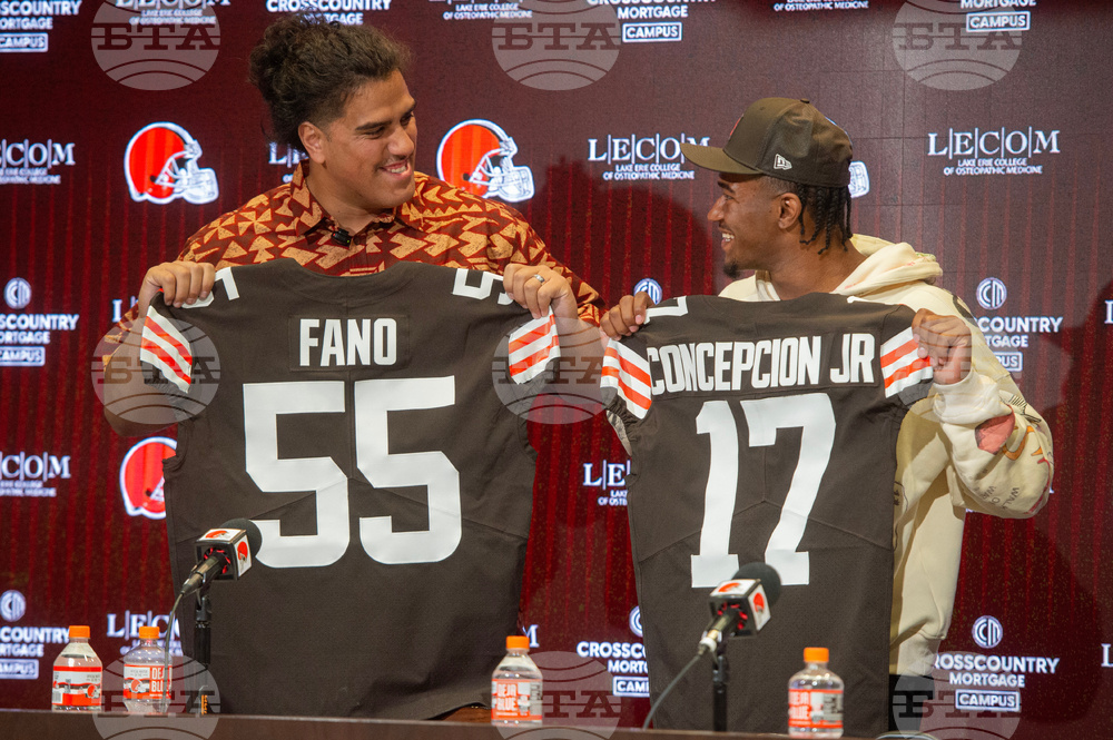 Browns Draft Football