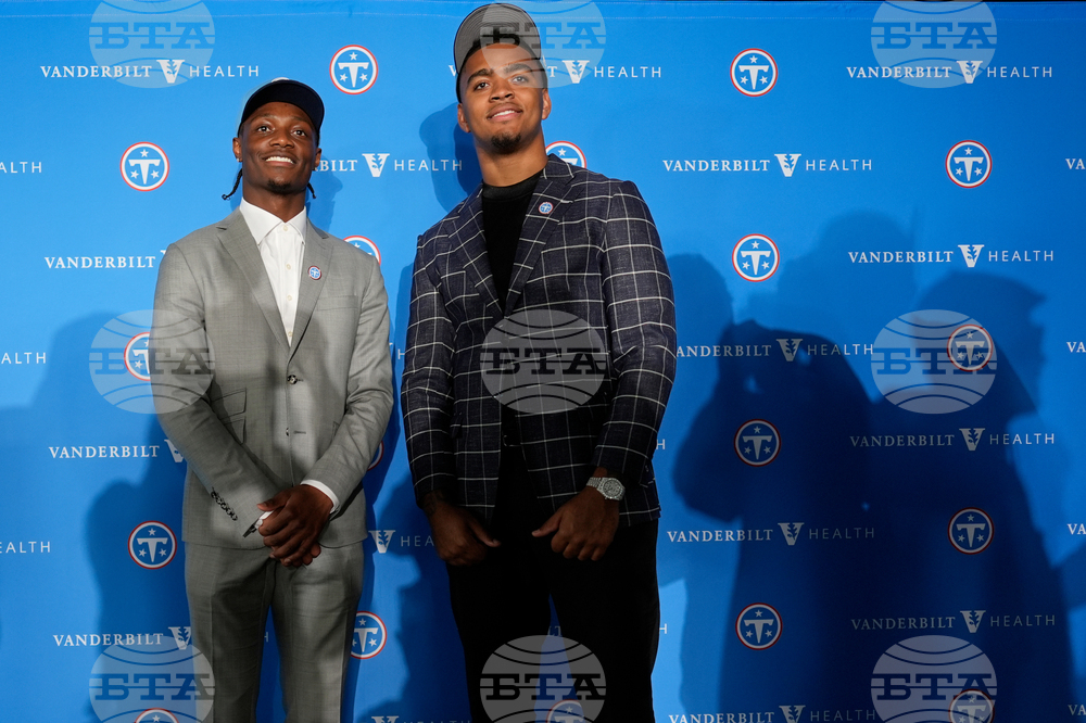 Titans Draft Football