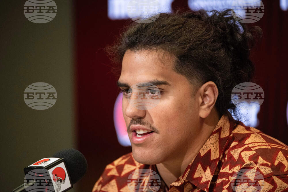 Browns Draft Football