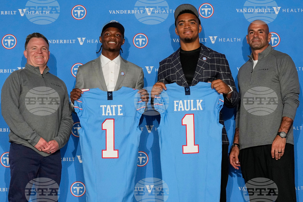 Titans Draft Football