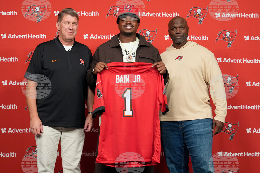Buccaneers Draft Bain Jr. Football