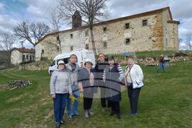 Сърбия - Гостите на Великденския фестивал в Босилеград посетиха село Извор